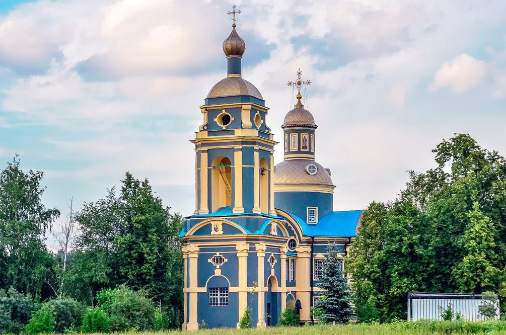 Храм Святителя Николая Мирликийского в Троекурово